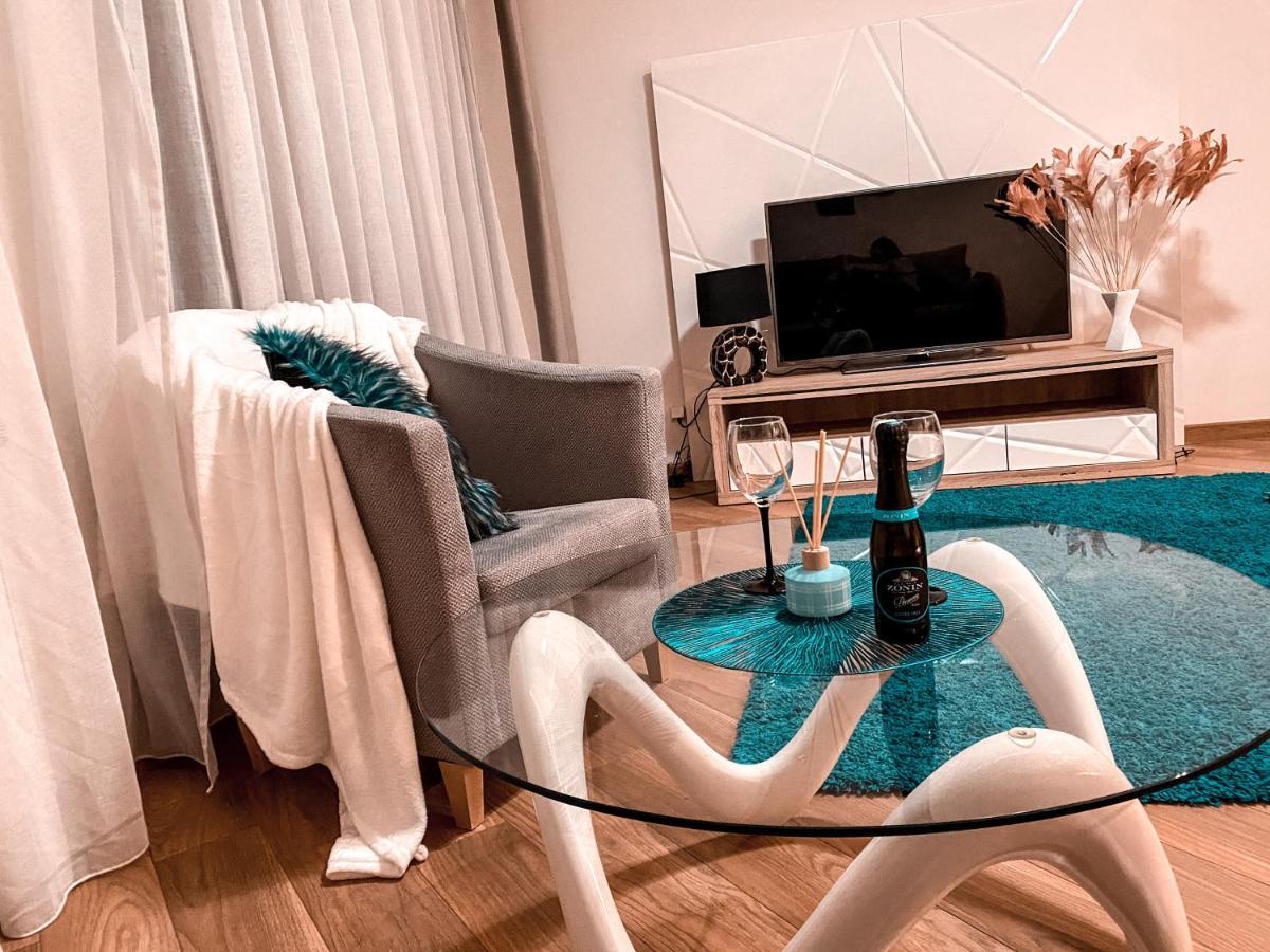 Apartament Solna 80 - Centrum Miasta Z Podziemnym Garazem Kielce Exteriör bild