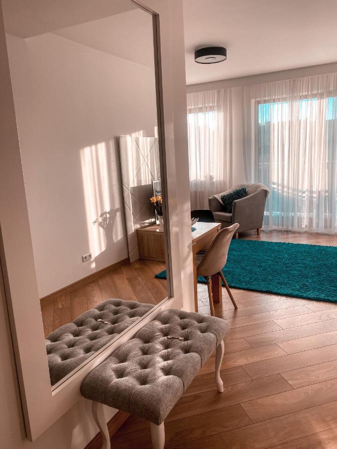 Apartament Solna 80 - Centrum Miasta Z Podziemnym Garazem Kielce Exteriör bild
